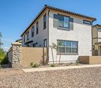 Ironwood Villages at North Creek por Woodside Homes en Phoenix-Mesa Arizona
