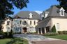 casa en Young Homes Inc por Young Homes Inc