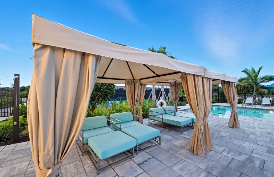 Amenity Cabanas