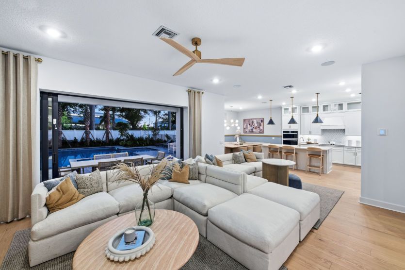 Indoor/Outdoor Entertainment