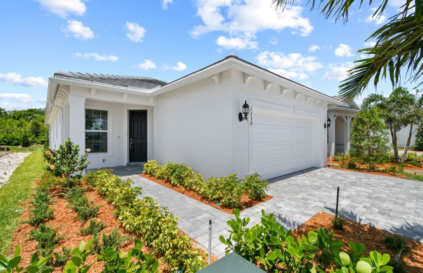 Contour - Costa Pointe: Vero Beach, Florida - DiVosta Homes