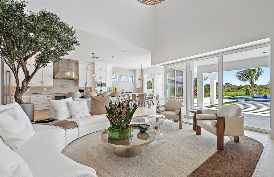 Indoor-Outdoor Living