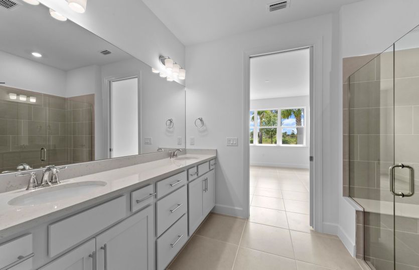 Owner's bathroom