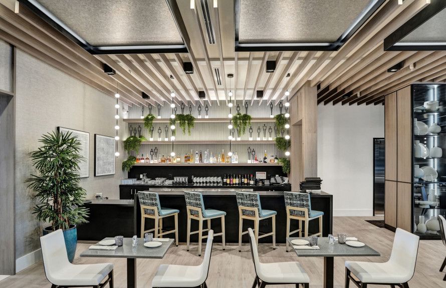 Clubhouse Dining