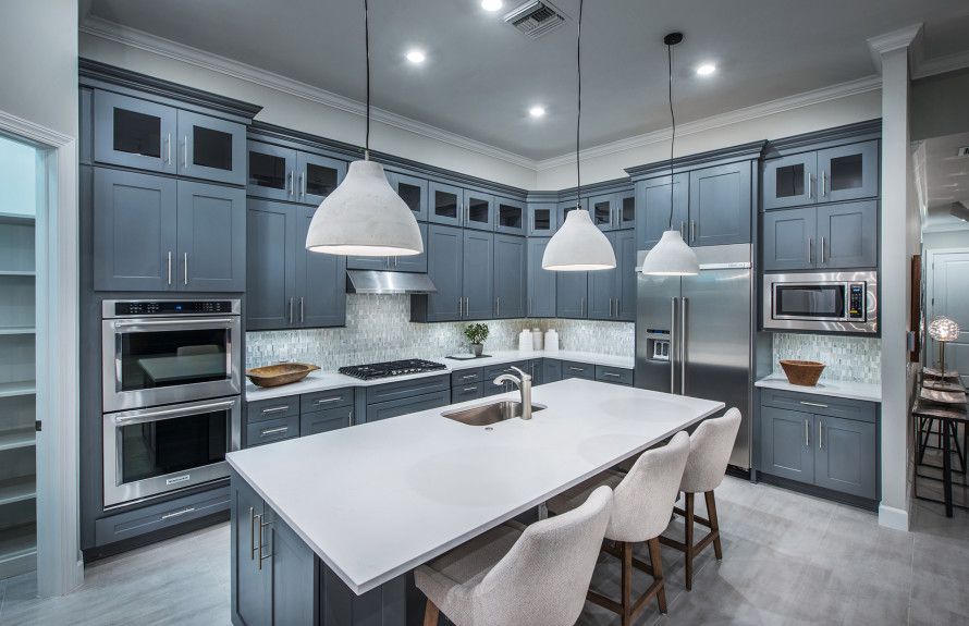 Pro-Style Kitchens