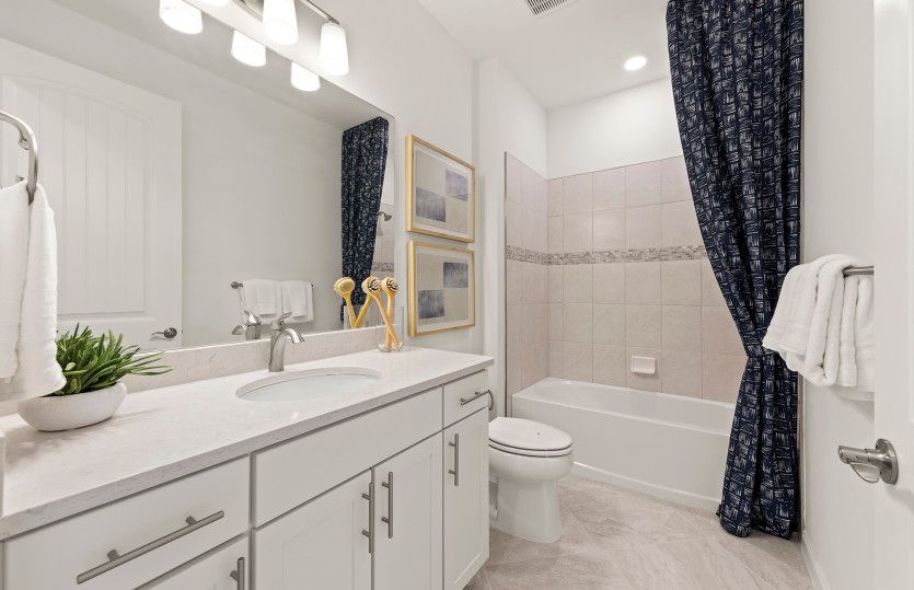 Secondary bathroom with bathtub
