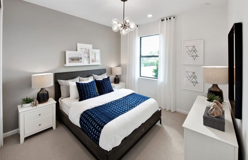 Secondary bedroom perfect for overnight guest