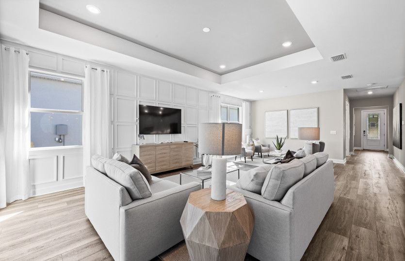 Gathering room with decorative tray ceiling