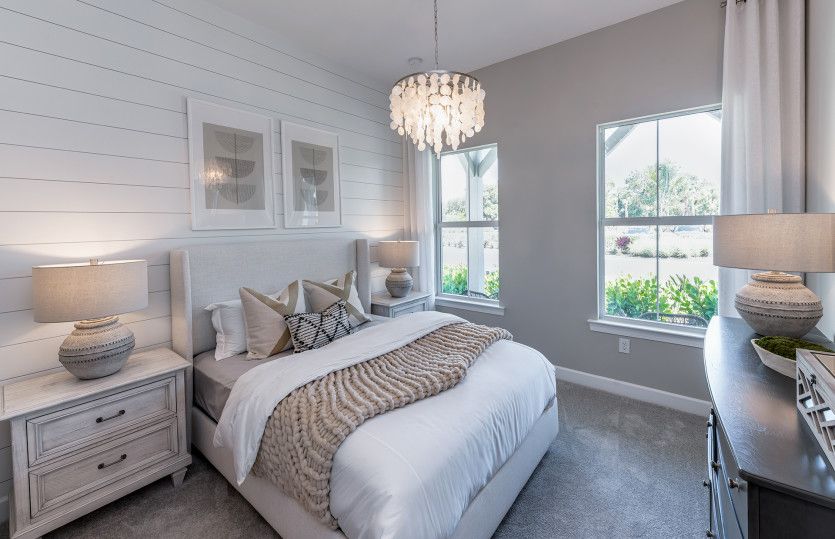 Secondary bedroom