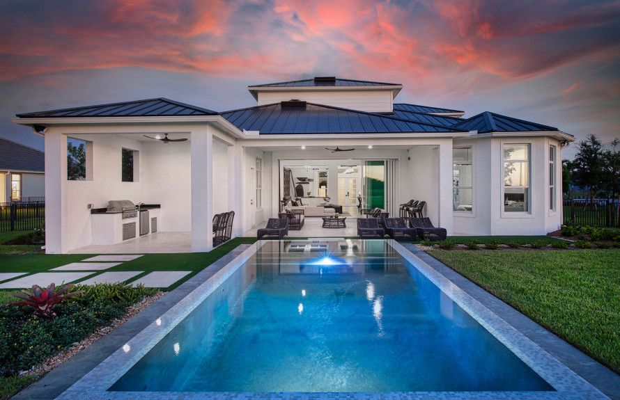 Luxury Backyard Pools