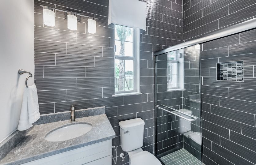Casita's Bathroom