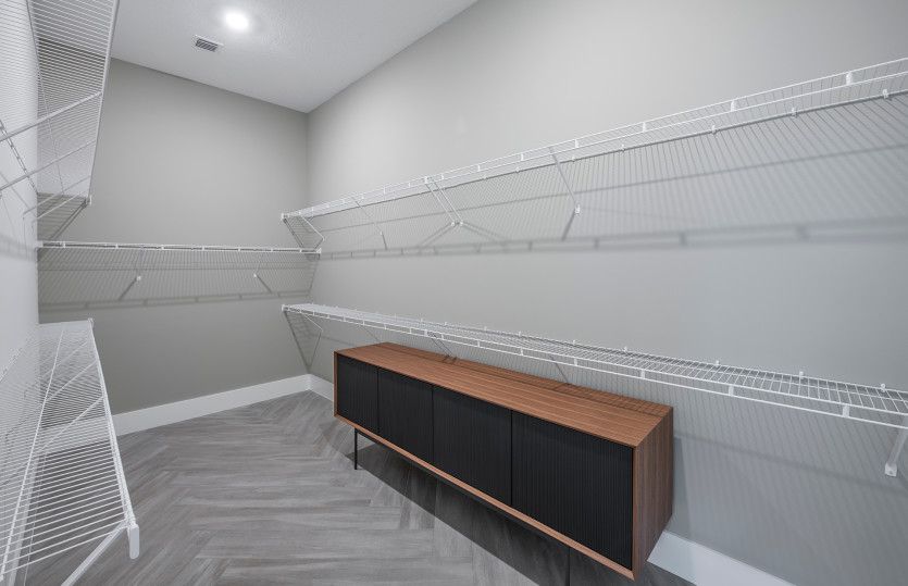 Owner's Walk In Closet