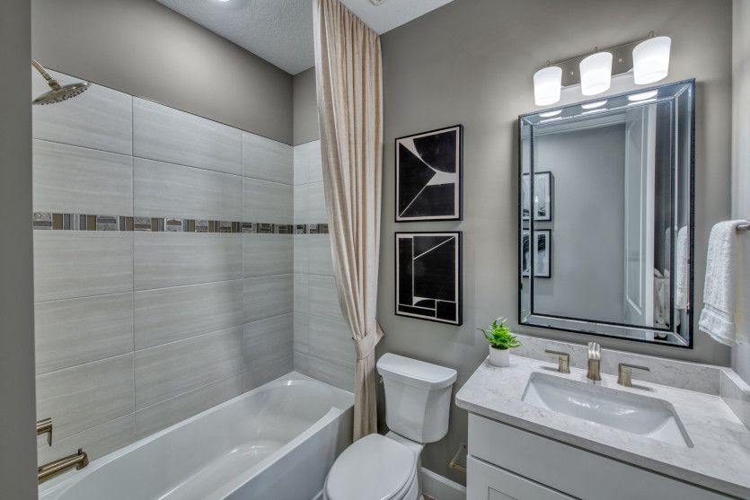 Guest Bathroom 2