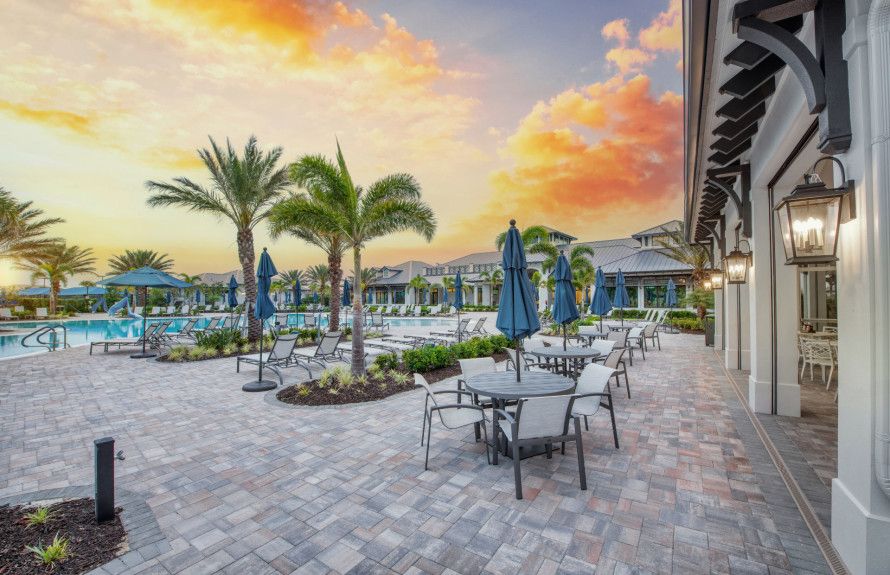 Restaurant NOW OPEN!