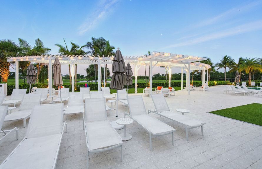 Relax in Luxury at Eastpointe
