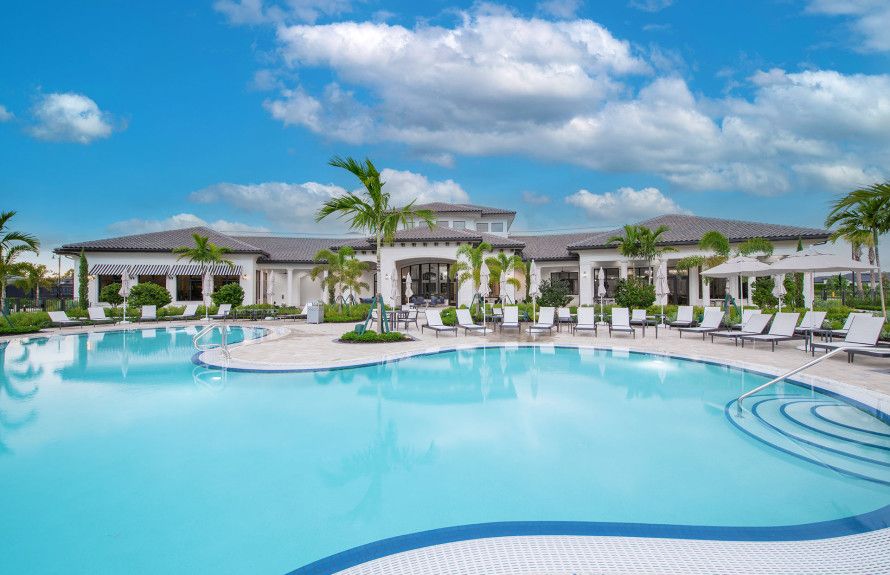 Live the Resort Lifestyle