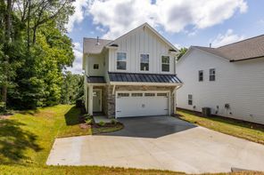 1519 South Broad Street (Elon)