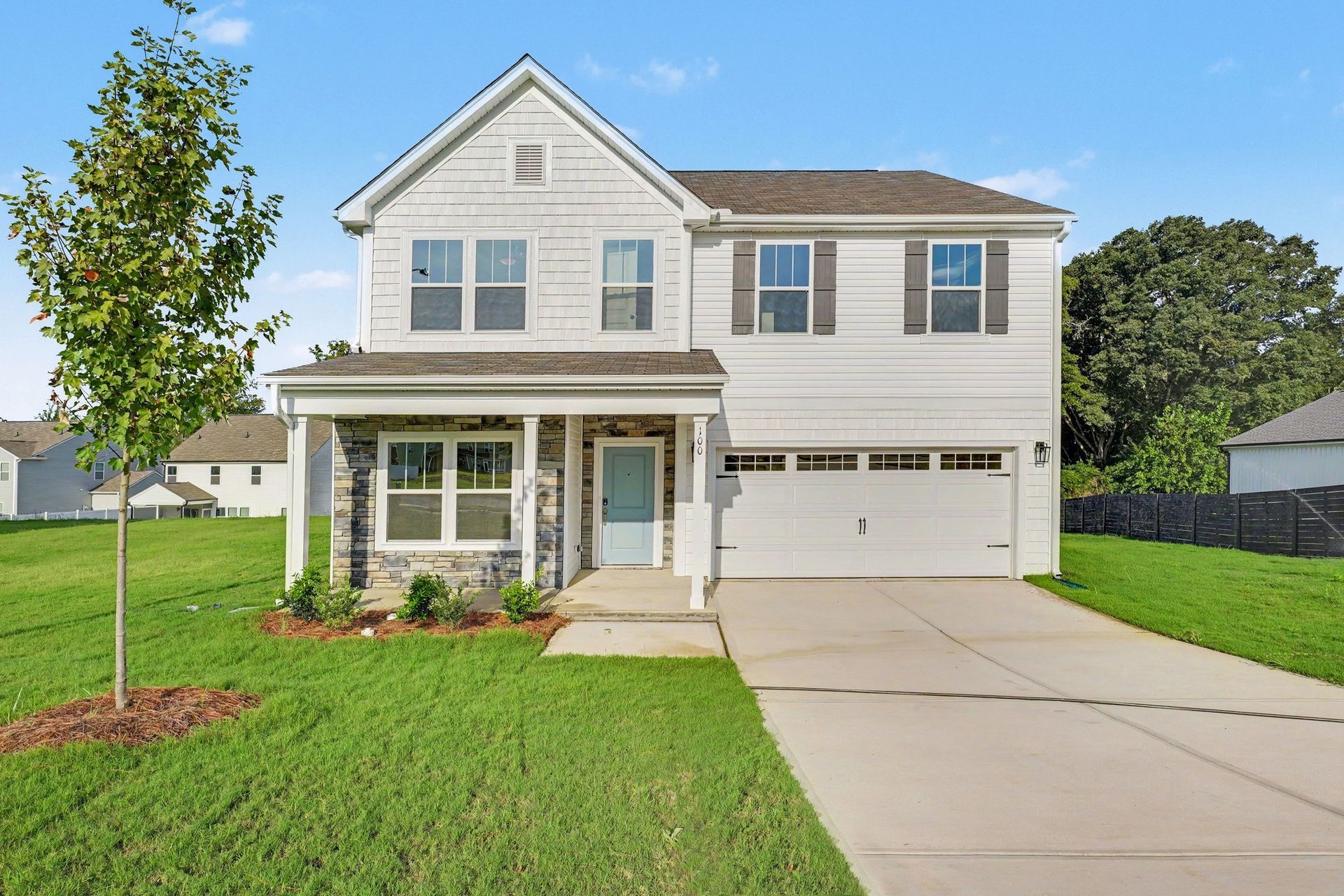 100 Benson Village Dr (Huntley)