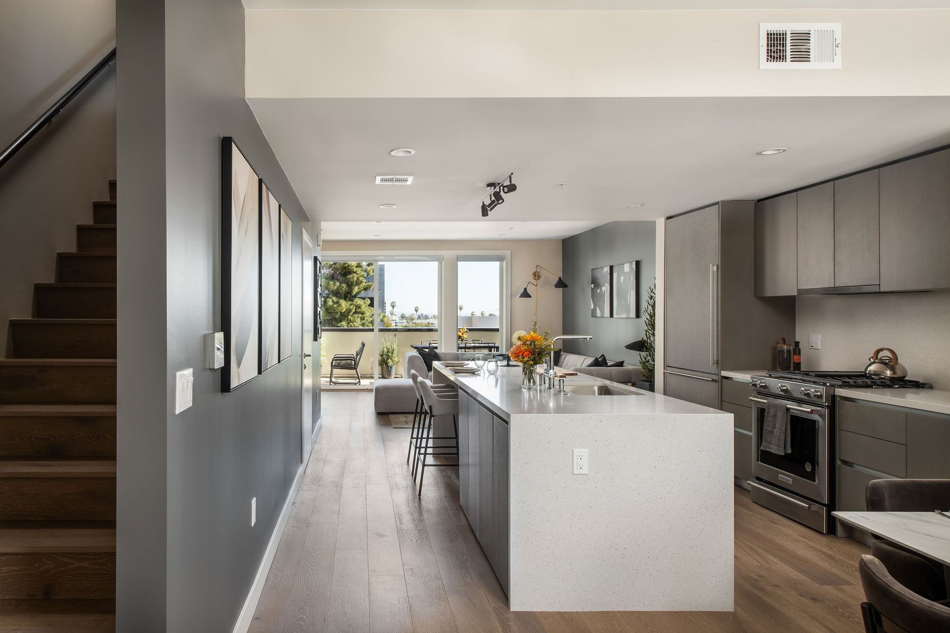 The Collection At 380 Cordova:Entry-Kitchen