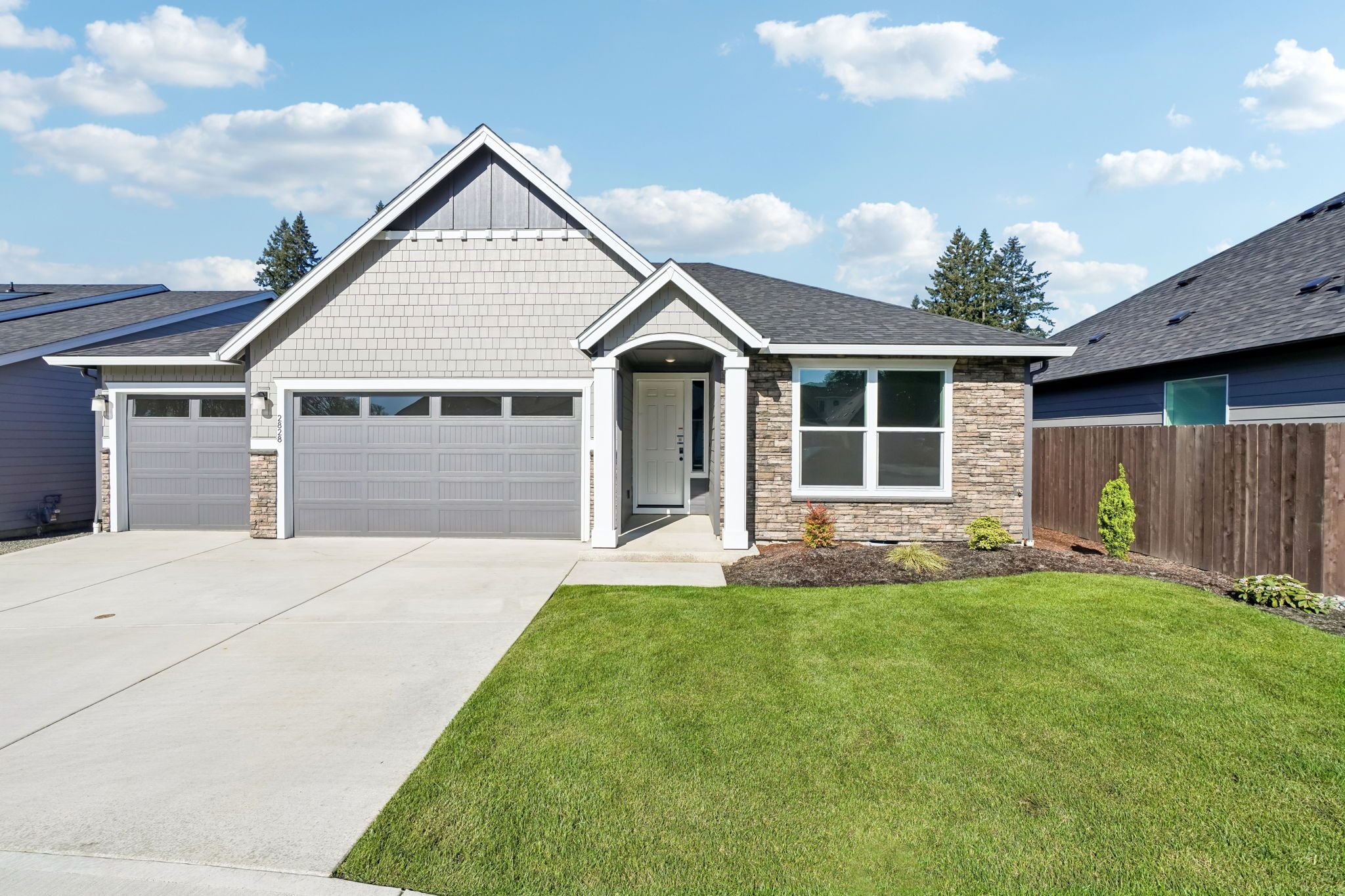 2828 NW 8TH AVE