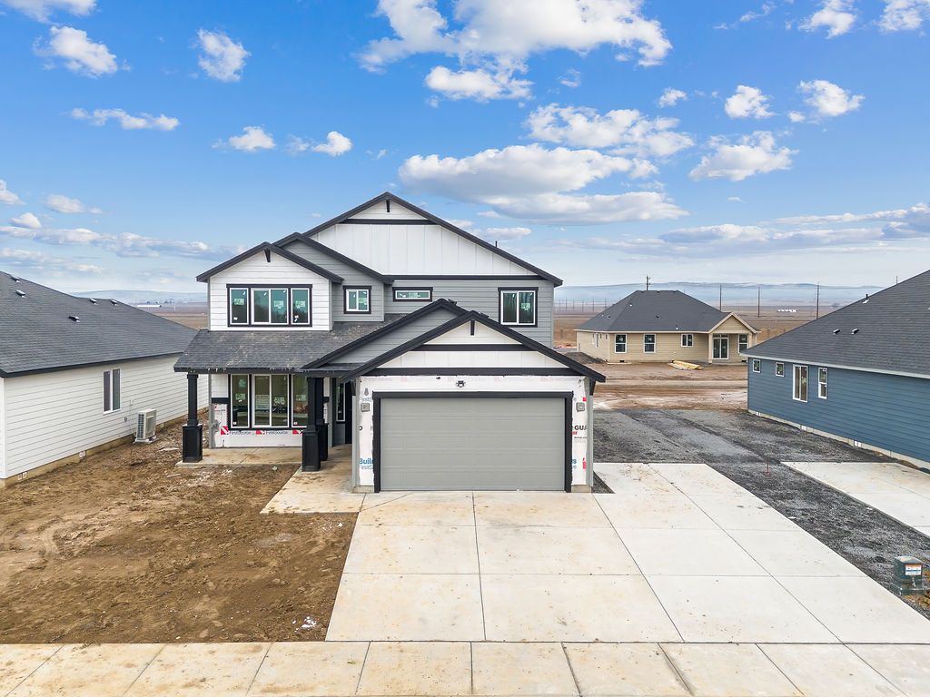838 K ST