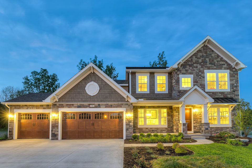 Exterior - Island Lakes