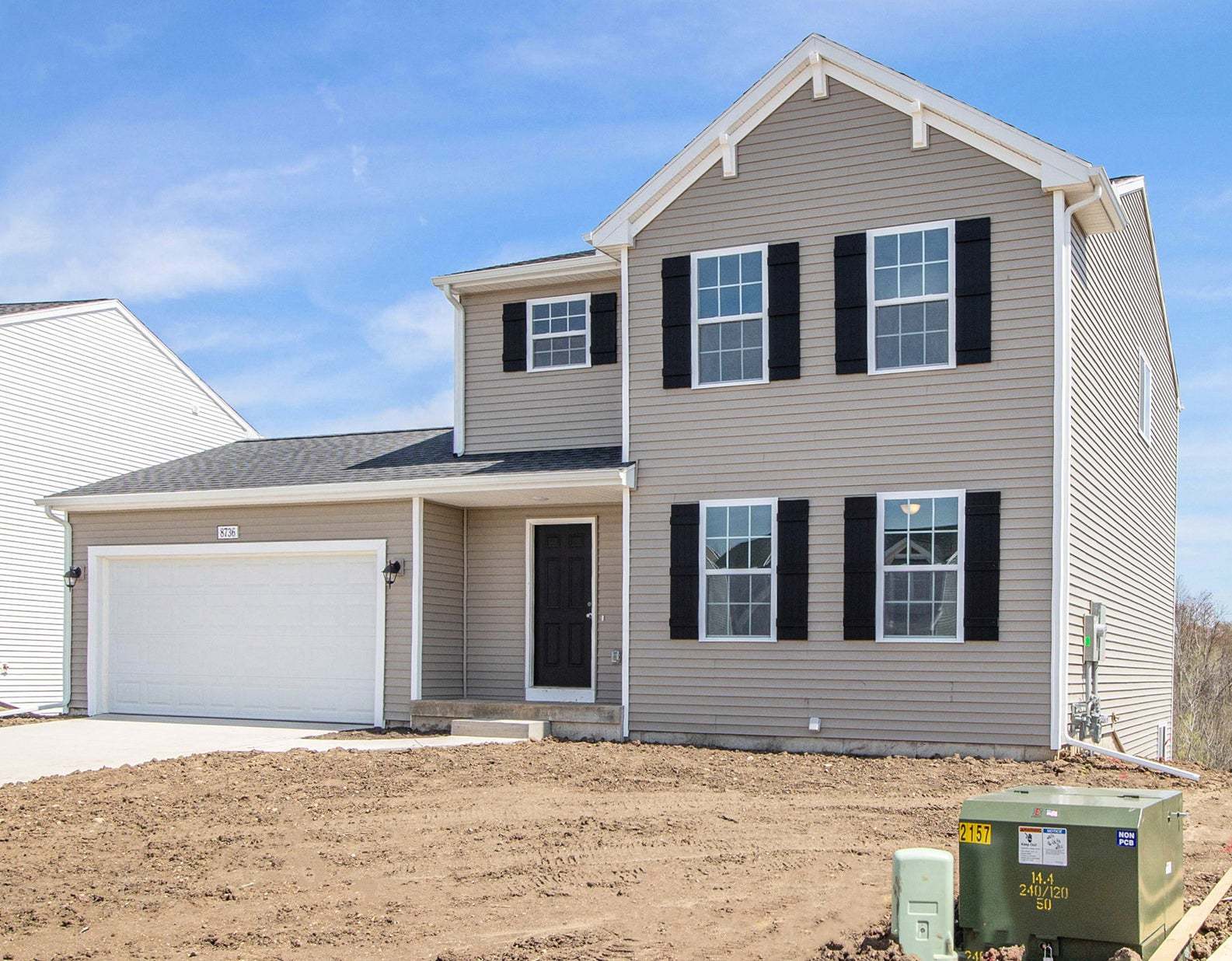 GF2114-i1830_A1_Rustic_Clay:Exterior