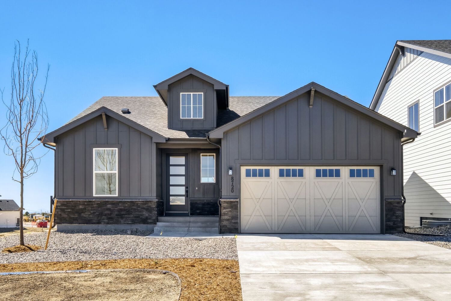 Exterior:8720 San Diego - Front Elevation