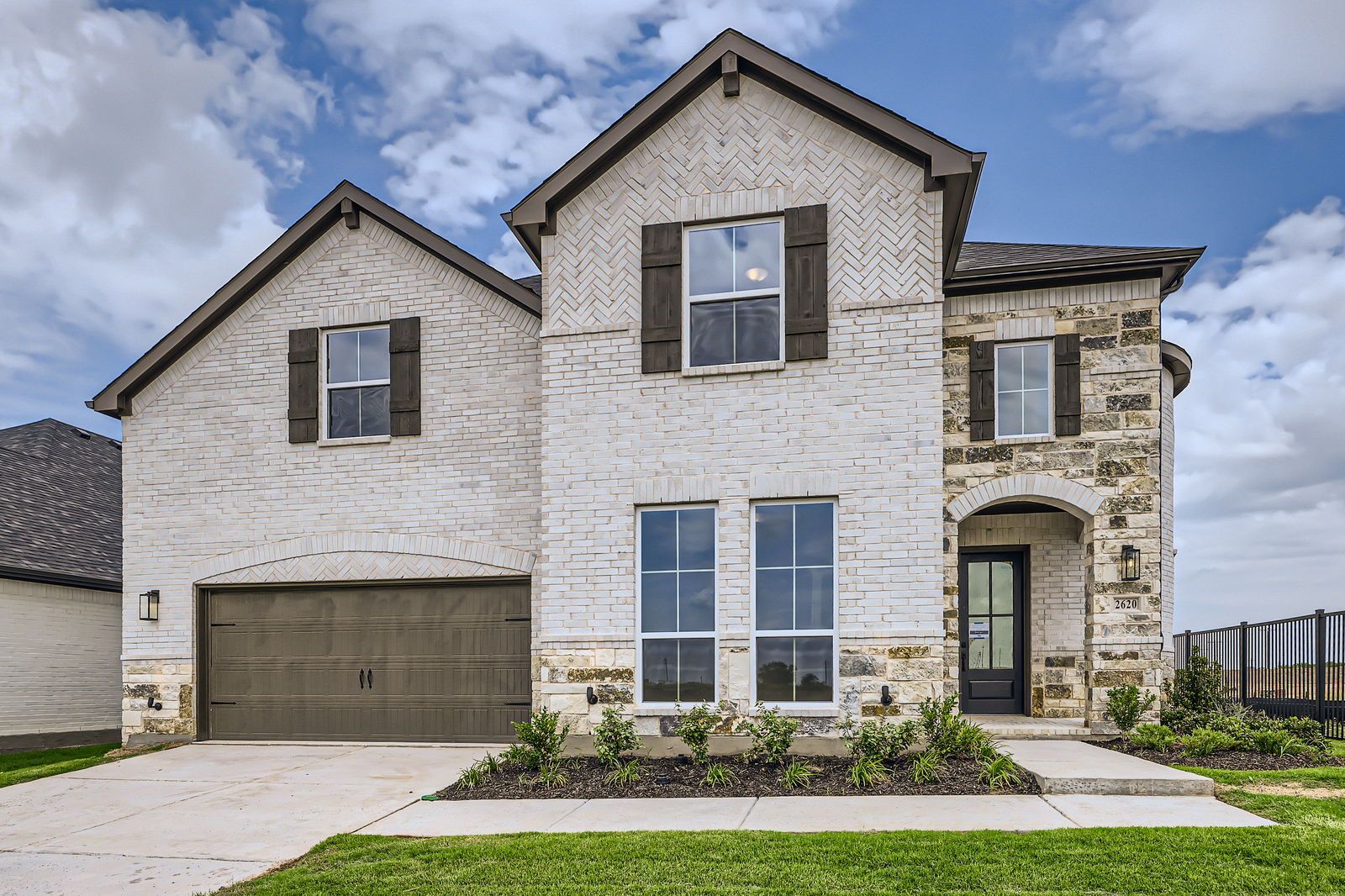 Exterior:2620 Cedar Ridge Road front elevation