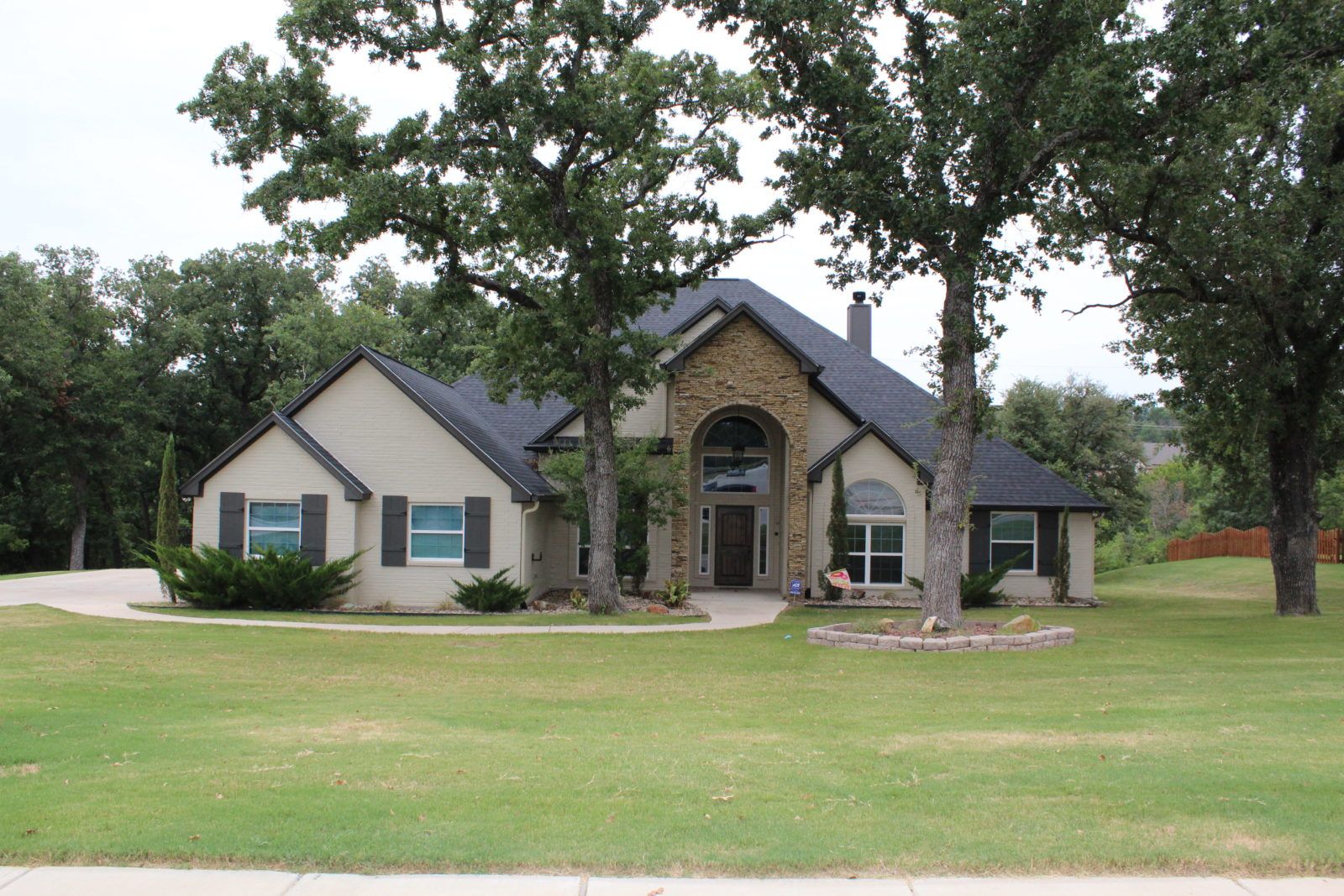 Apex Homes,76008