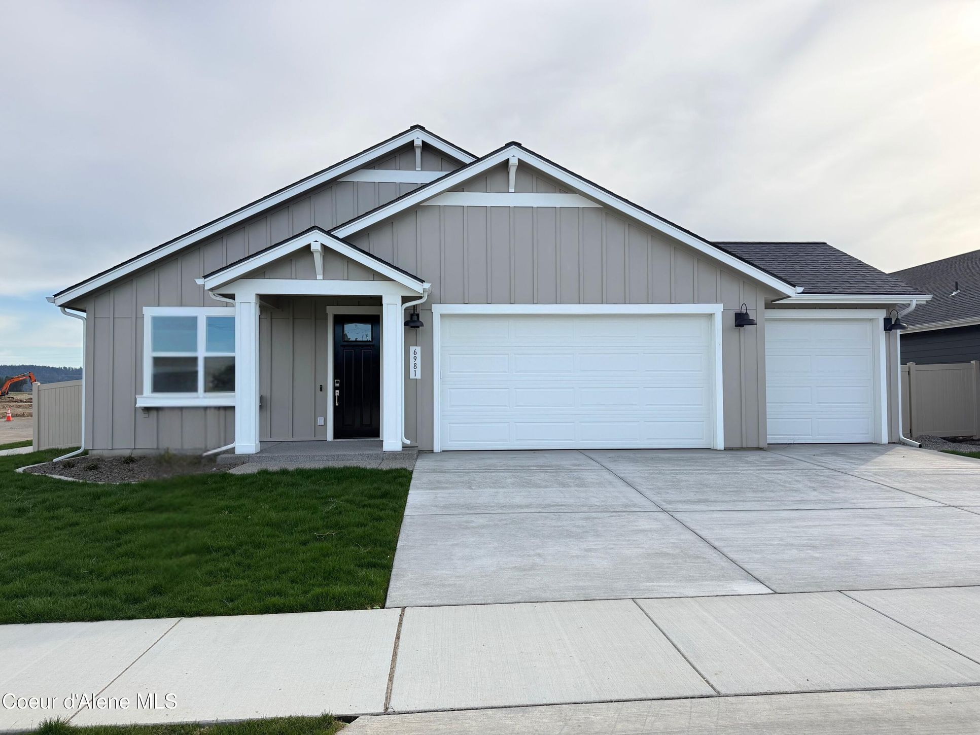 6981 N Coeur Terre Blvd:Elevation
