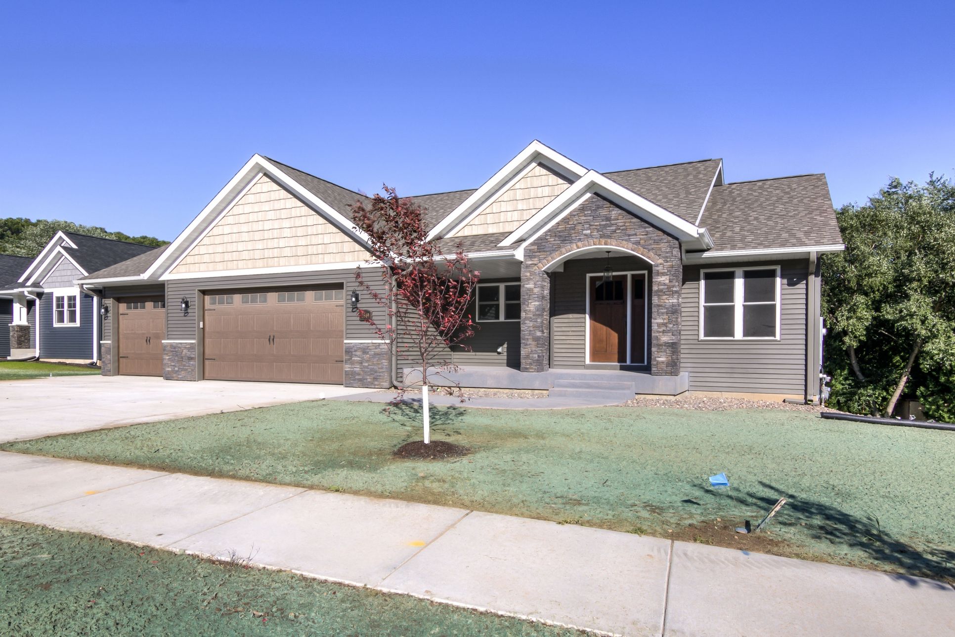 Ashley Construction,54729