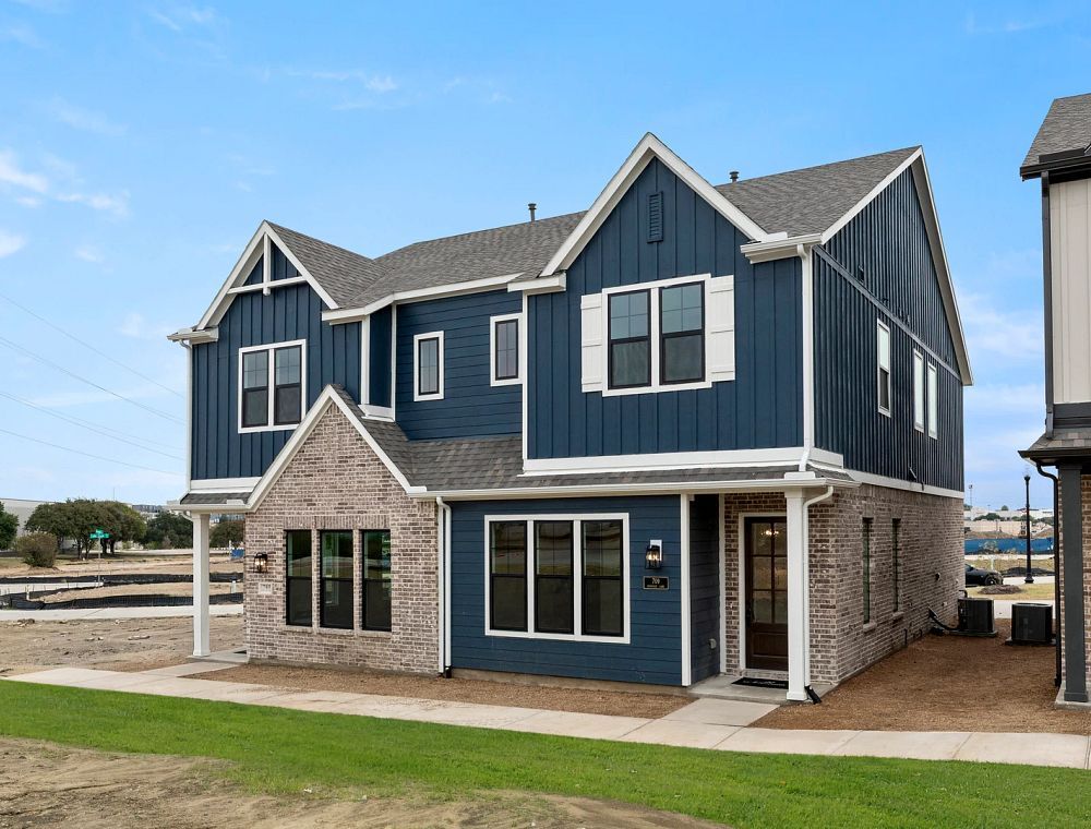 Exterior:Collin Creek - Matthews Elevation Image 1