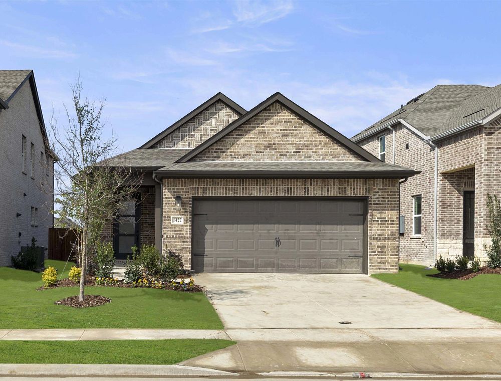 Exterior:Creekview Fossil Ridge - Bell Elevation Image 1