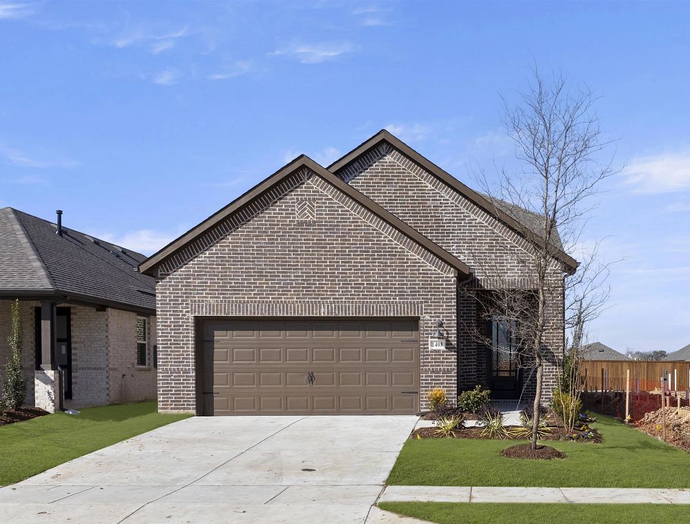 Exterior:Century Farms - McKellar Elevation Image 1