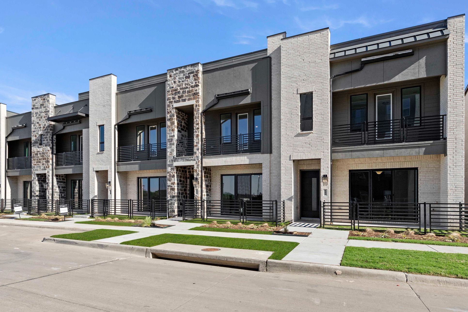 Exterior:Exterior Design Representative Photo