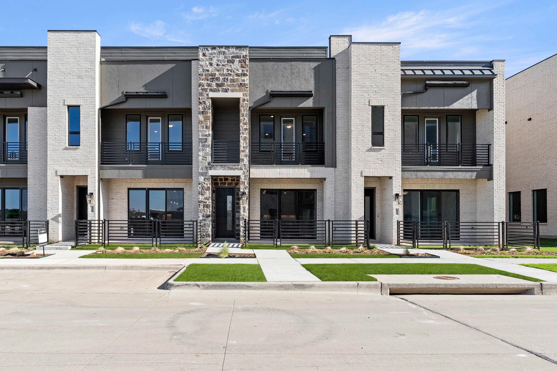 Exterior:Exterior Design Representative Photo