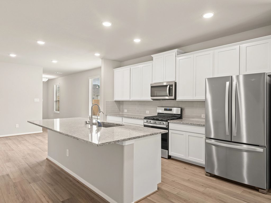 Interior:Emory Glen - Phoenix Interior Image 1