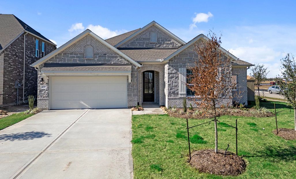 Interior:Welcome home to 4230 Hazy Rock Lane located in the community of Westland Ranch and zoned to Clear