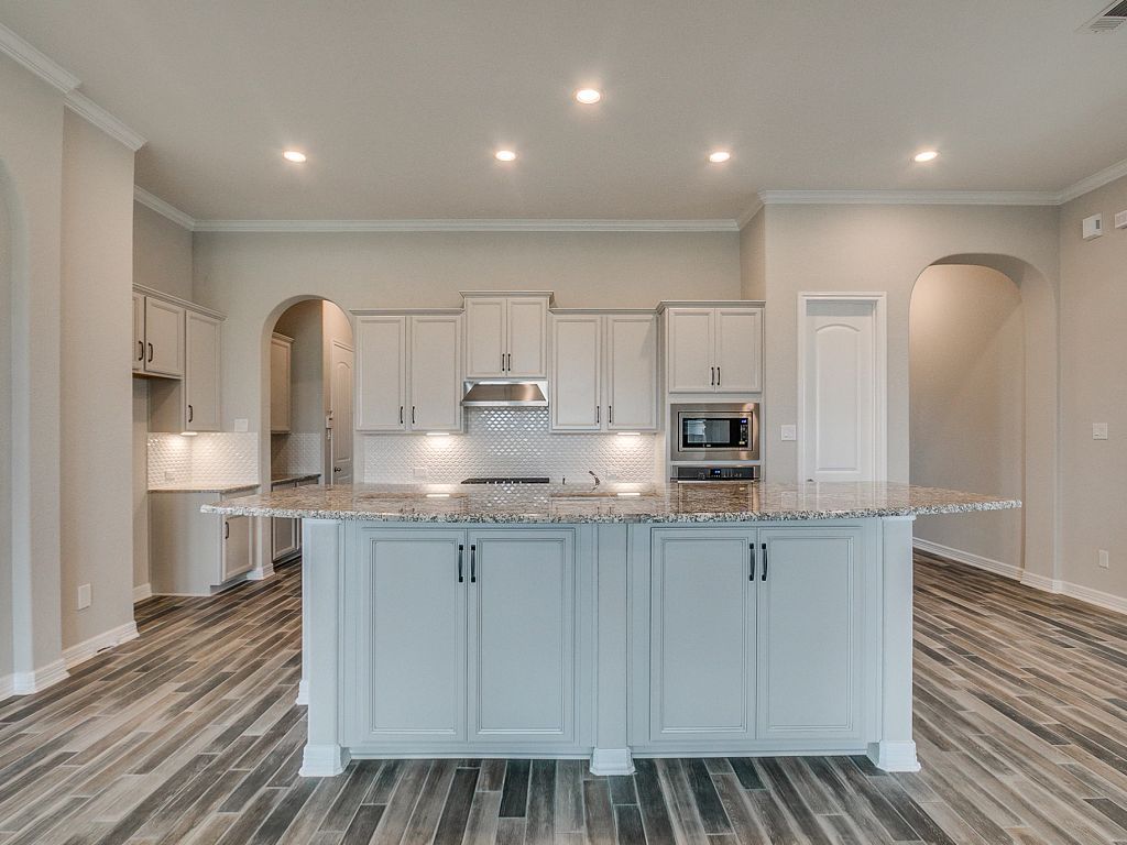 Interior:Katy Lakes - Hanover Interior Image 1