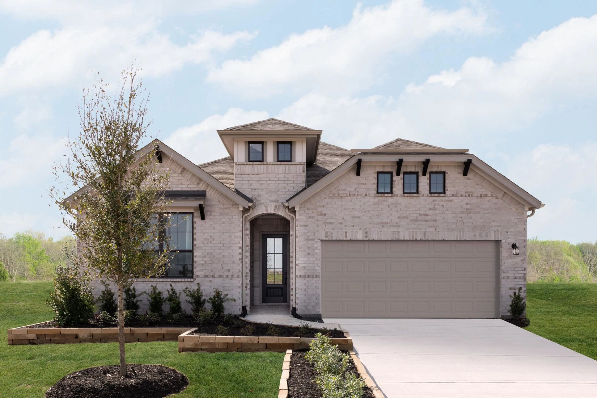 Interior:Welcome home to 3006 Viceroy Spur Lane located in the community of Westland Ranch and zoned to Clear