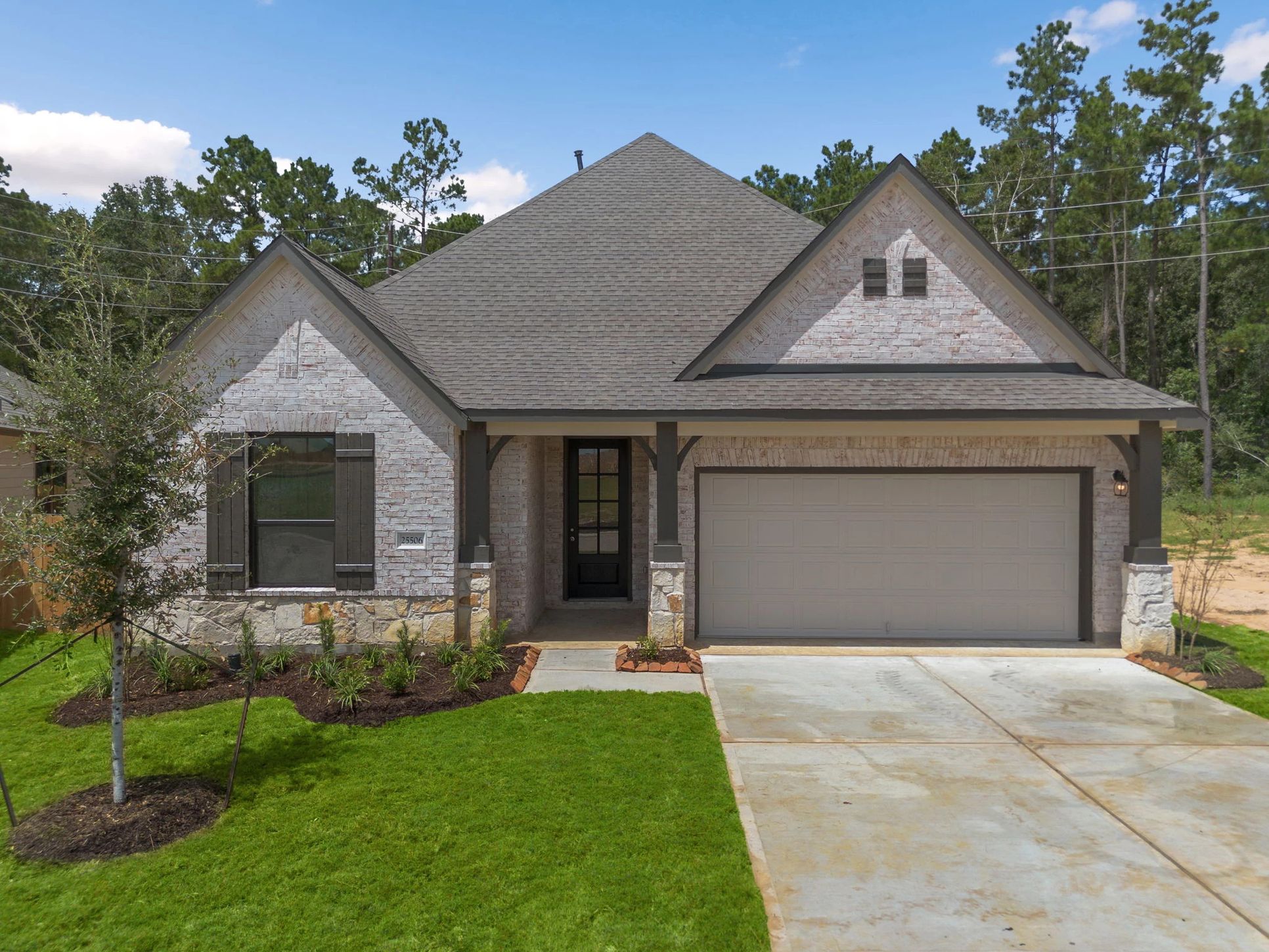 Interior:Welcome to 25506 West Blackwater Creek Trail located in the Spring Creek Trails Community and zoned