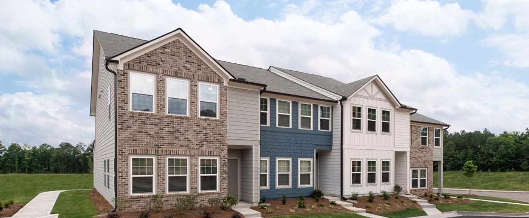 Exterior:Beautiful Laurelwood Streetscapes