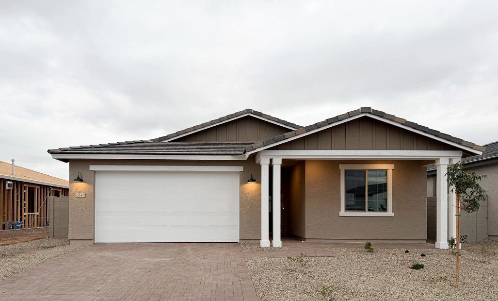 Exterior:Exterior elevation