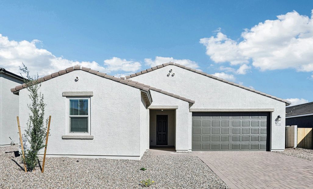 Exterior:Exterior elevation