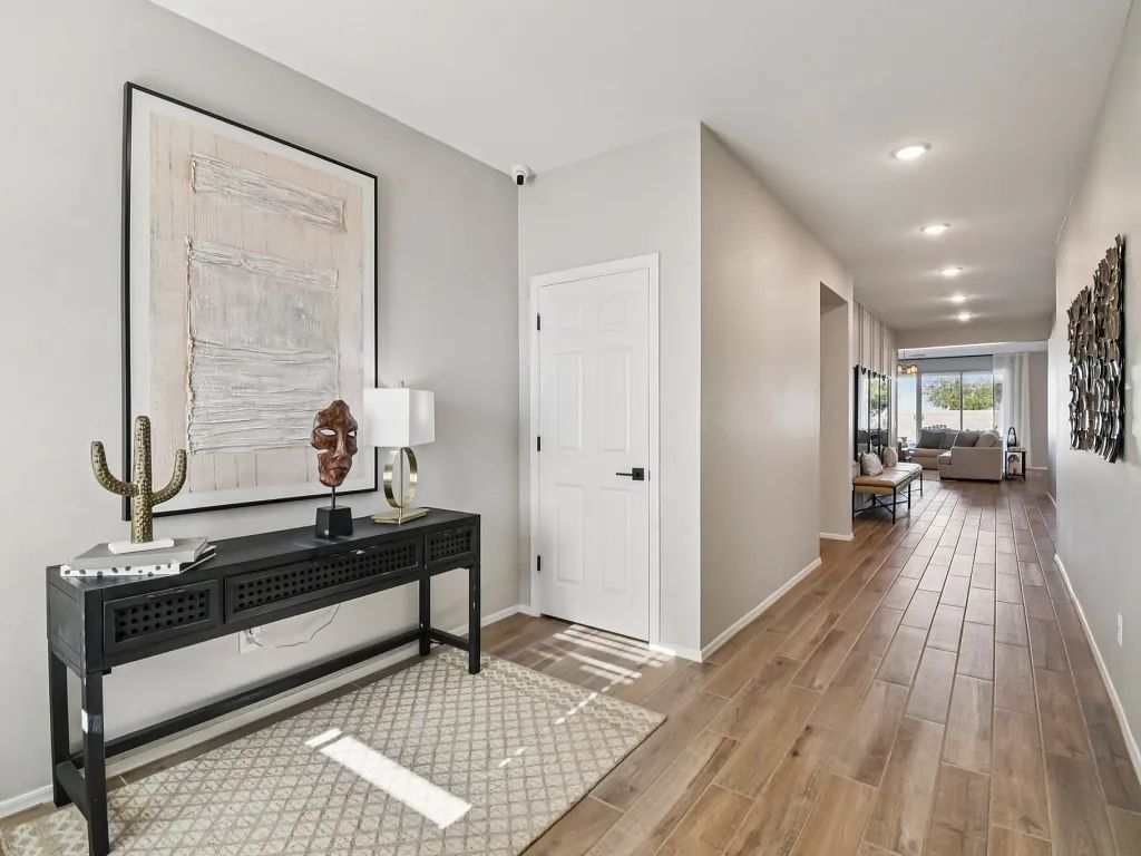 Interior:Amarillo Creek - Topaz Interior Image 1