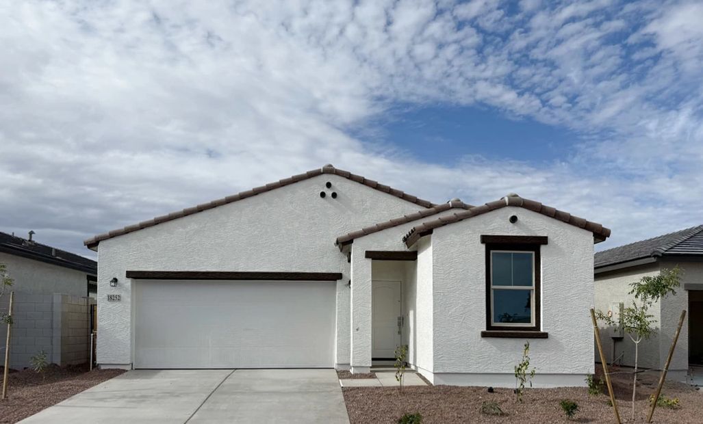 Exterior:Exterior elevation