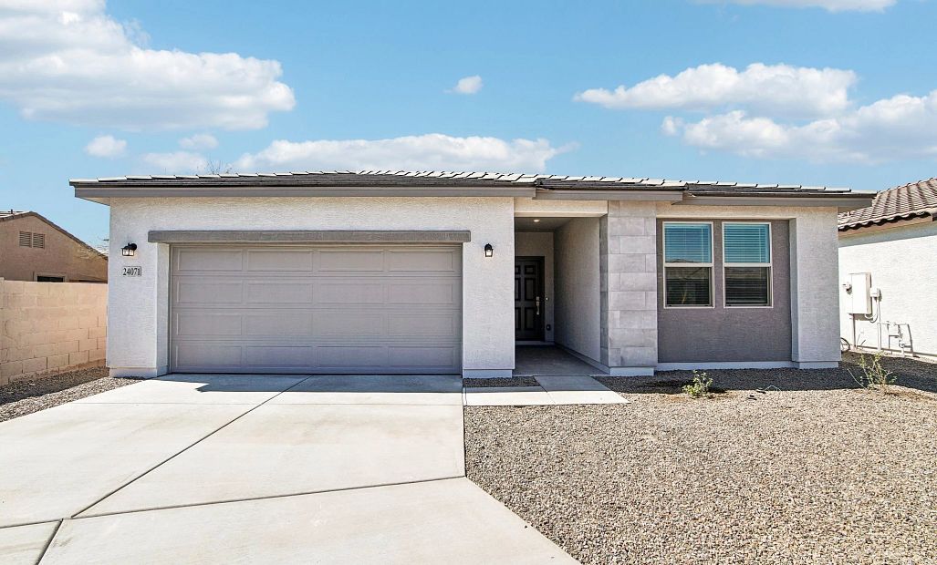 Exterior:Exterior elevation