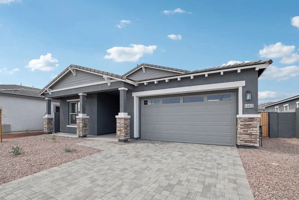 Exterior:Exterior elevation