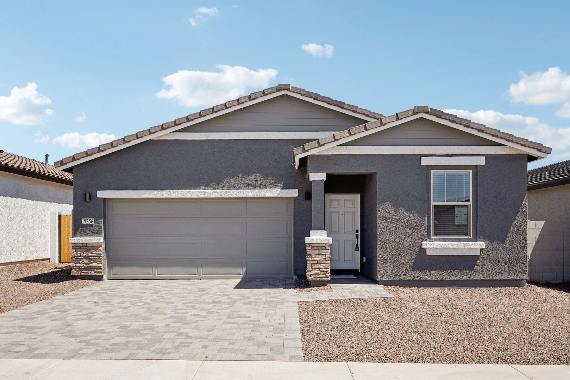 Exterior:Exterior elevation